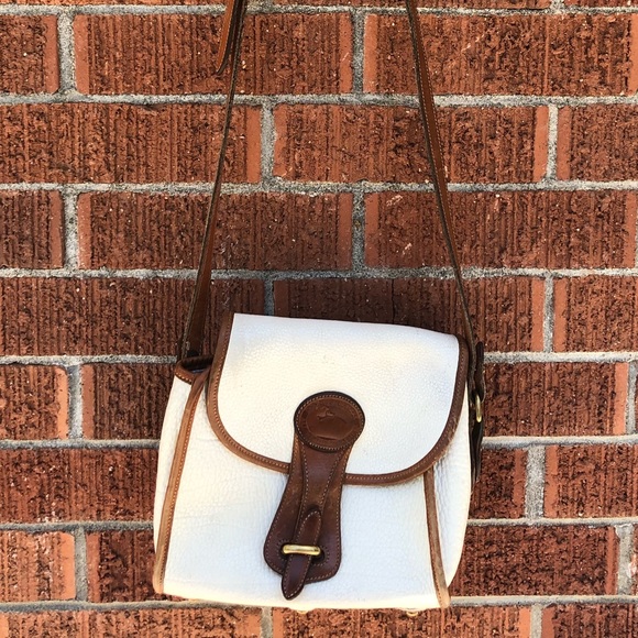 Dooney & Bourke handbag - Picture 1 of 3